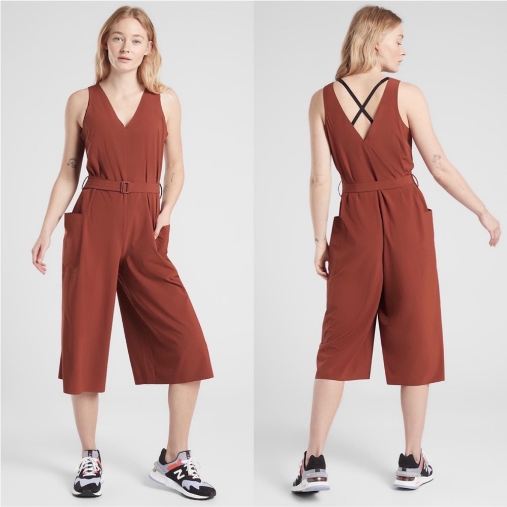 Athleta Sarasota Sleeveless Belted Jumpsuit in
Rust Red Size S
